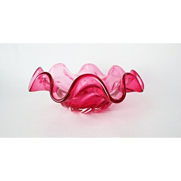 Vintage Cranberry Hand Blown Glass Ruffled Bowl Candy Dish Centerpiece - Picture 6 of 6
